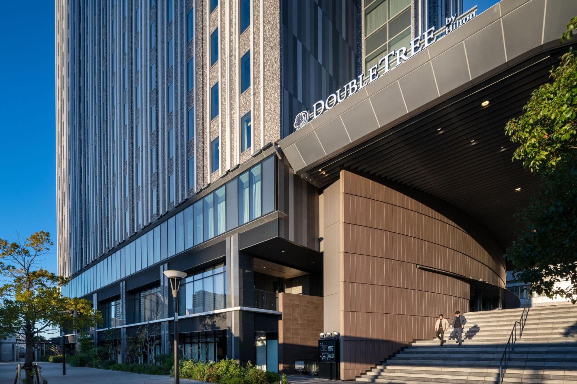 Готель Doubletree By Hilton Tokyo Ariake Екстер'єр фото