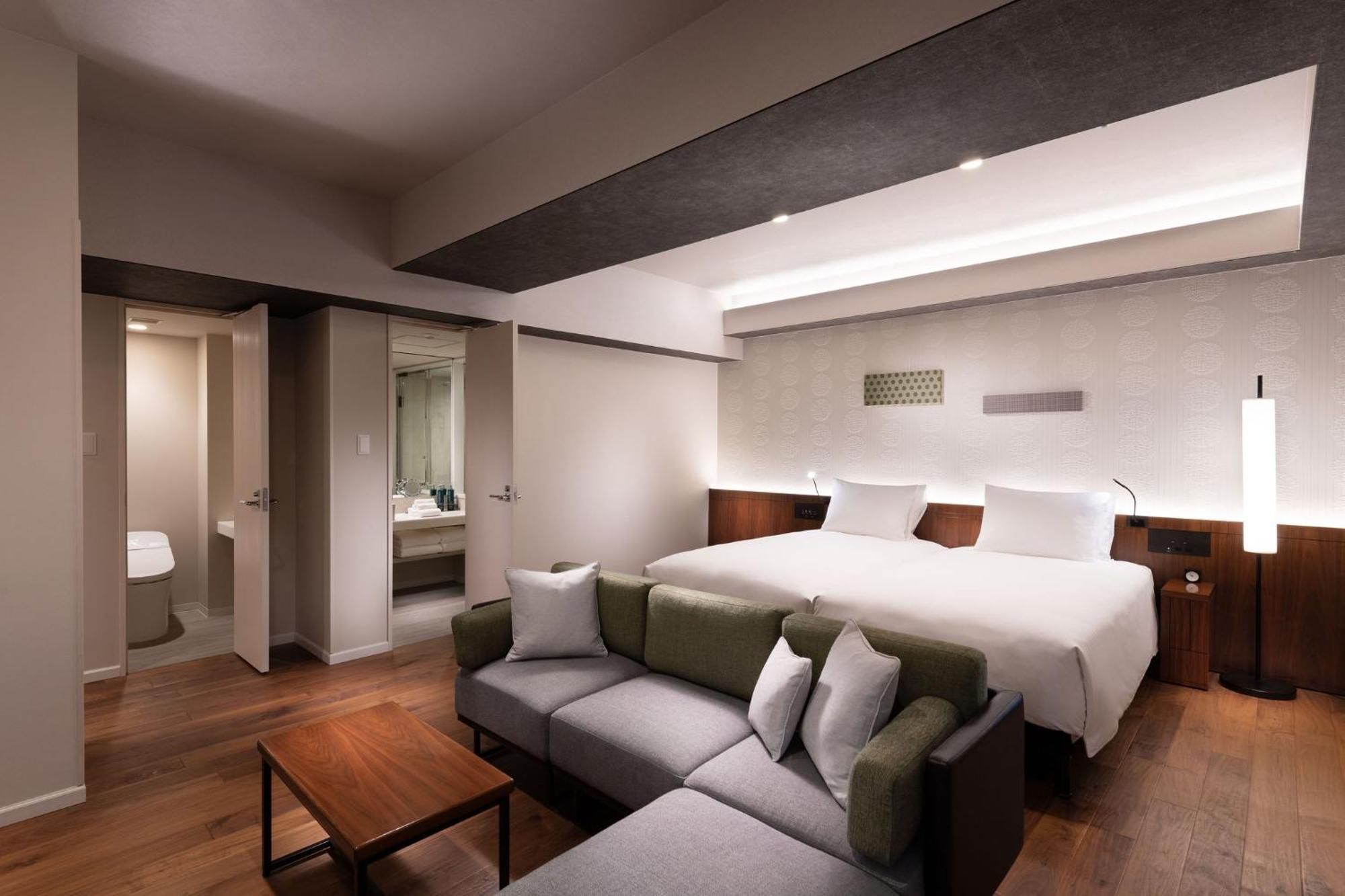 Готель Doubletree By Hilton Tokyo Ariake Екстер'єр фото