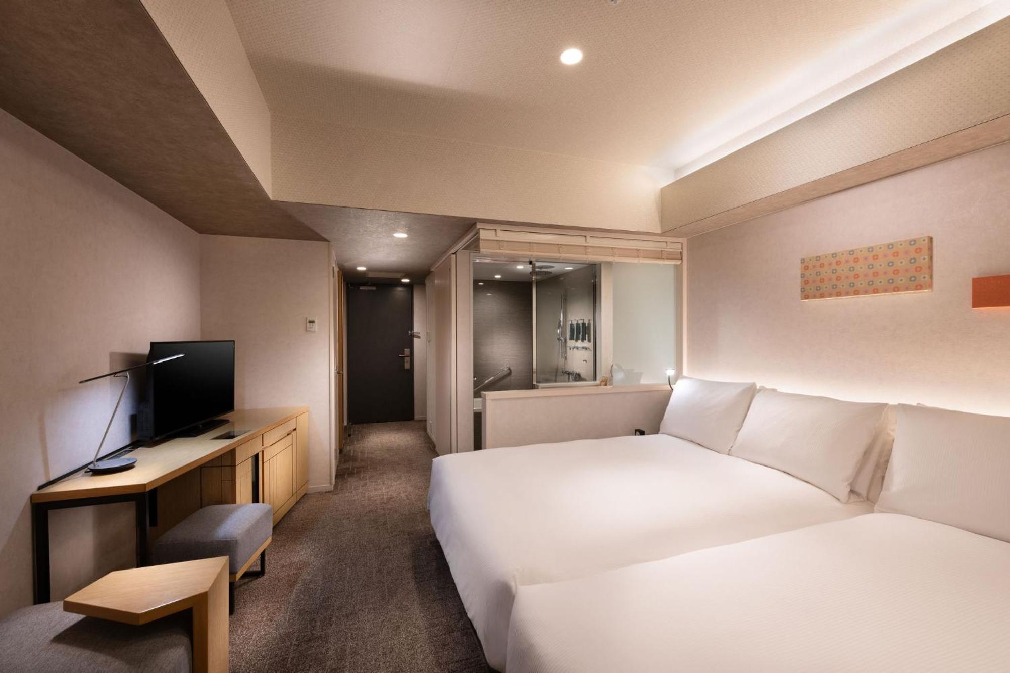 Готель Doubletree By Hilton Tokyo Ariake Екстер'єр фото