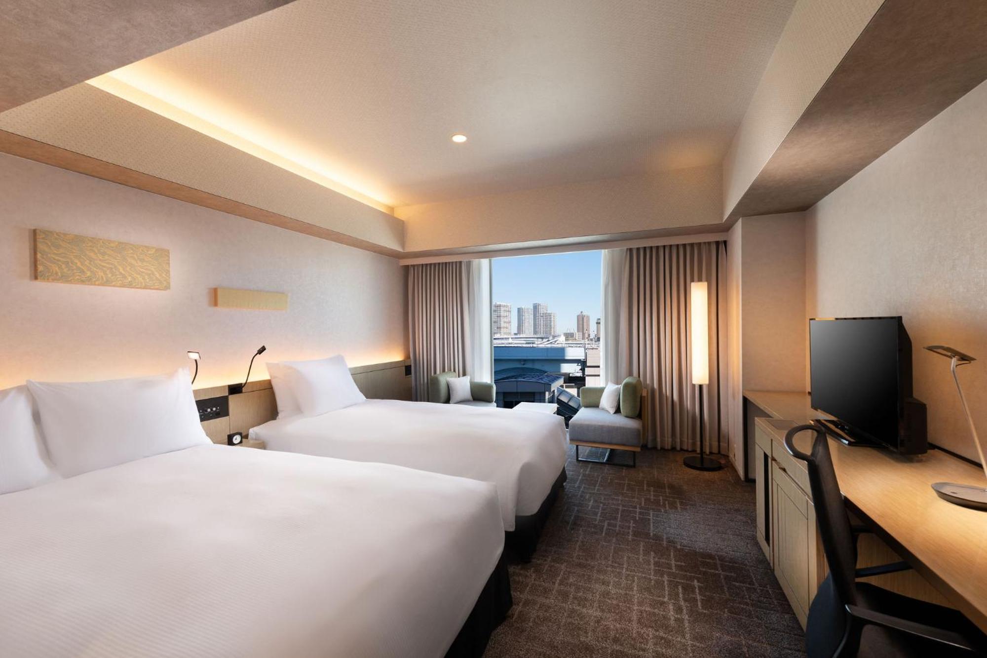 Готель Doubletree By Hilton Tokyo Ariake Екстер'єр фото